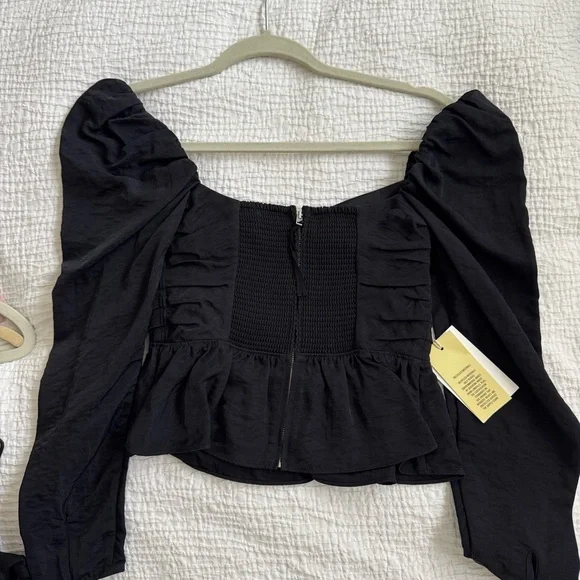 Wilfred Black Marilyn top - Picture 3 of 3